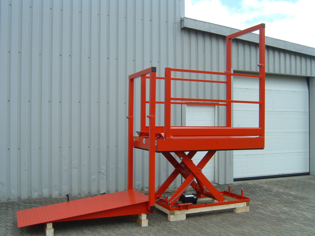 Mobility impaired access lift with or without ramp